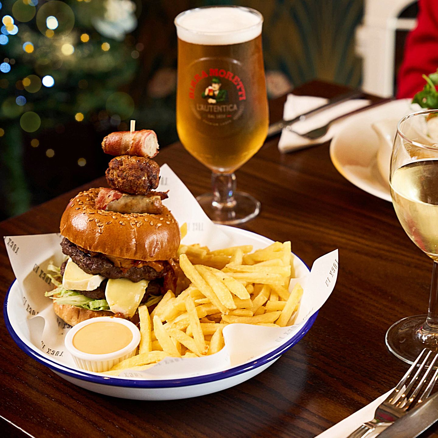 Festive Lunch & Dinner at The Arrow in Yeovil